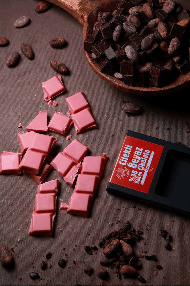 Cacao 38% Strawberry White Chocolate. 80 gr Additive-Free, Colorant-Free Fruit Chocolate | Aroha