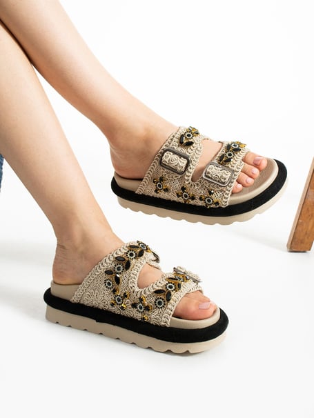 Cream Knitwear Stone Detailed Women's Slippers | Lujain Fashion